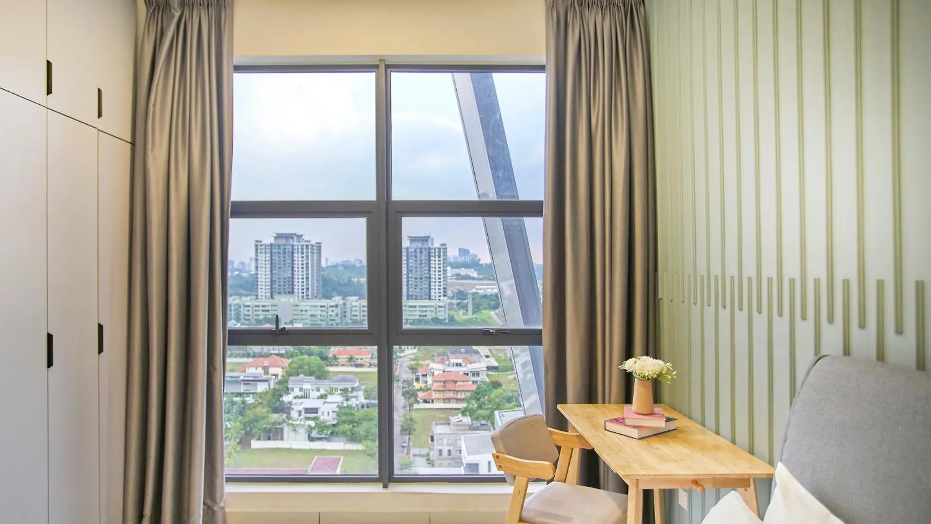 Near Mitec, Arte Mont Kiara By Cobnb Kuala Lumpur Malaysia